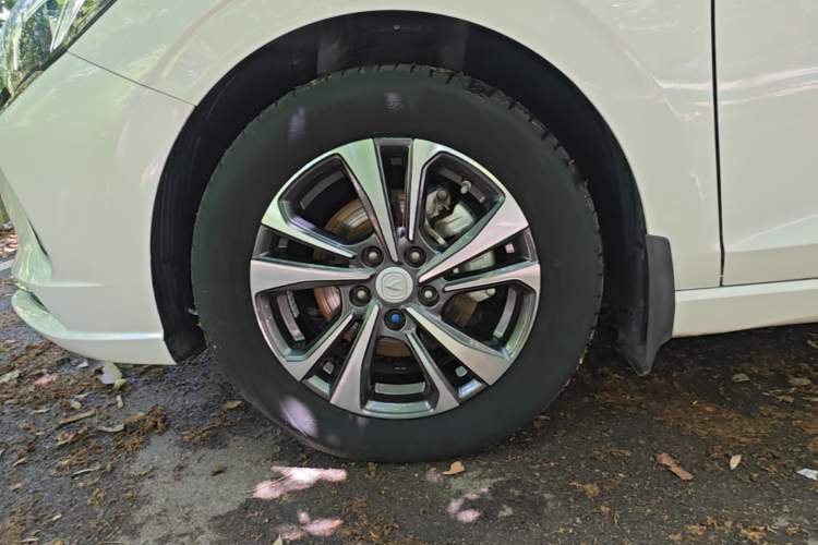 Used CHANGAN Eado 2021 PLUS Blue Whale NE 1.4T GDI DCT Prestige Model Left Front Wheel Hub