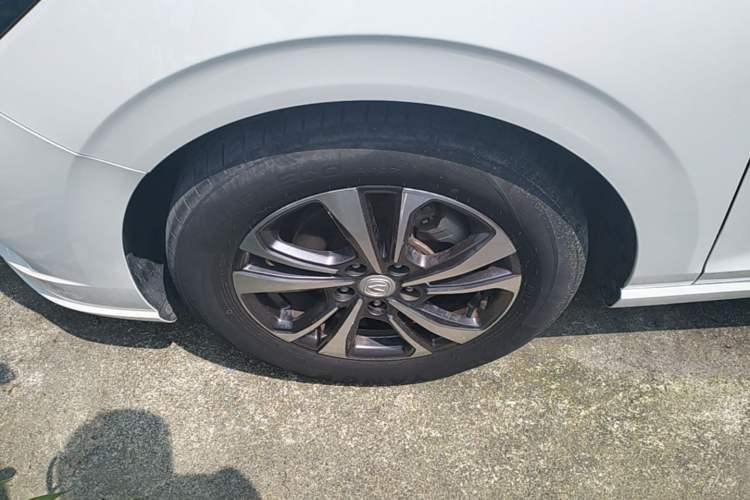 Used CHANGAN Eado 2021 PLUS 1.6L GDI CVT Luxury Model Left Front Wheel Hub