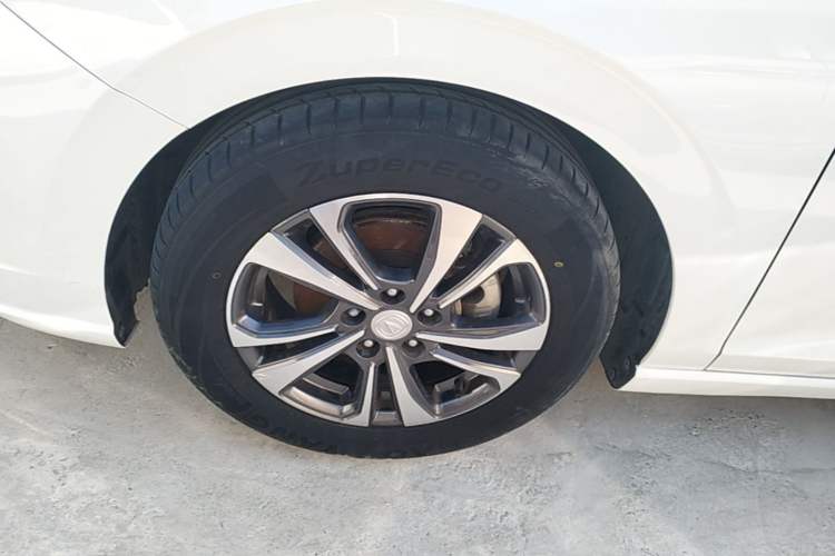 Used CHANGAN Eado 2021 PLUS 1.6L GDI CVT Luxury Model Left Front Wheel Hub