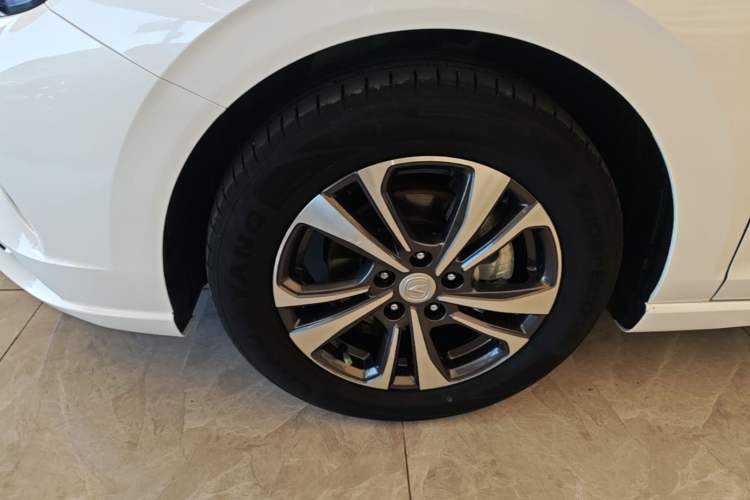 Used CHANGAN Eado 2021 PLUS Blue Whale NE 1.4T GDI DCT Prestige Model Left Front Wheel Hub