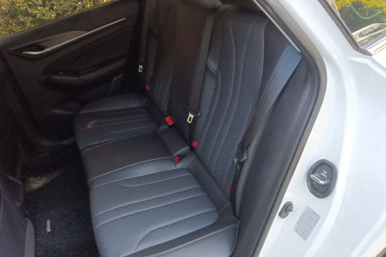 Used CHANGAN Eado 2021 PLUS 1.6L GDI Manual Luxury Model Left Rear Seat