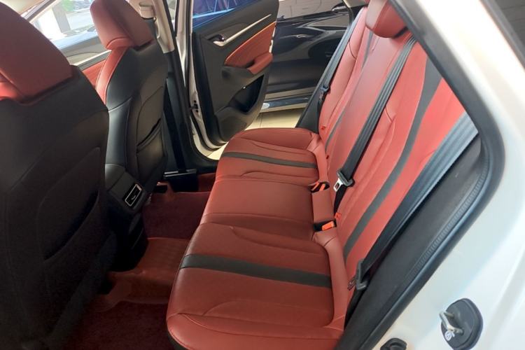 Used CHANGAN Eado 2021 PLUS Blue Whale NE 1.4T GDI DCT Prestige Model Left Rear Seat