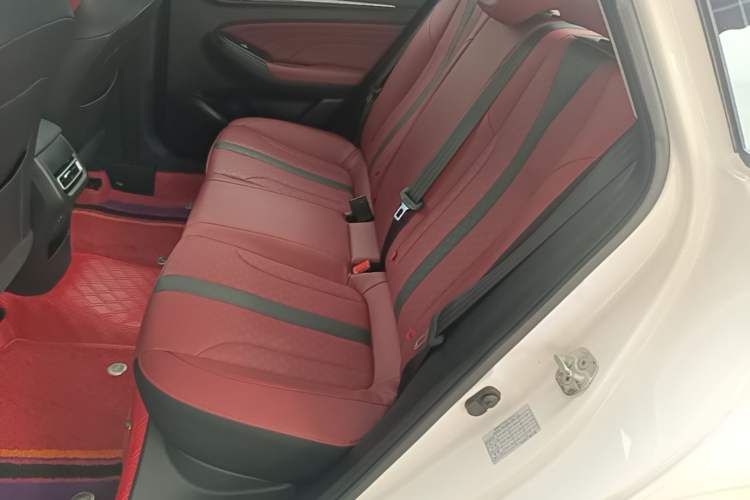 Used CHANGAN Eado 2021 PLUS Blue Whale NE 1.4T GDI DCT Prestige Model Left Rear Seat