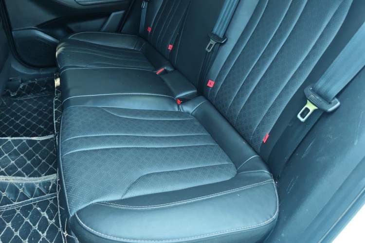 Used CHANGAN Eado 2021 PLUS 1.6L GDI CVT Elite Model Left Rear Seat