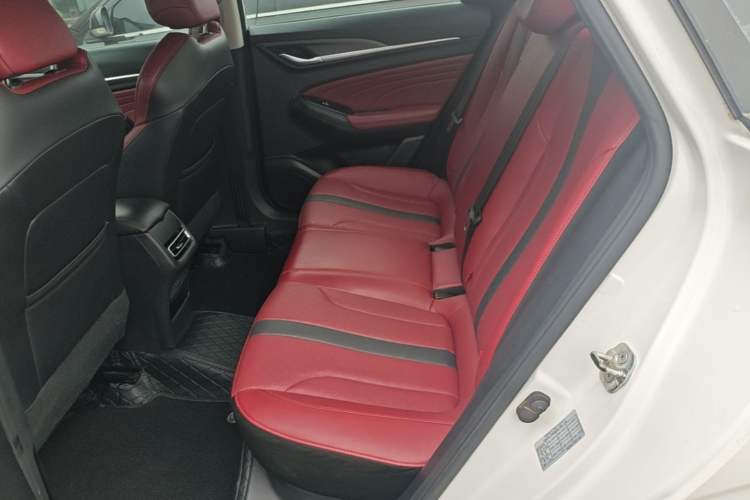 Used CHANGAN Eado 2021 PLUS Blue Whale NE 1.4T GDI DCT Prestige Model Left Rear Seat
