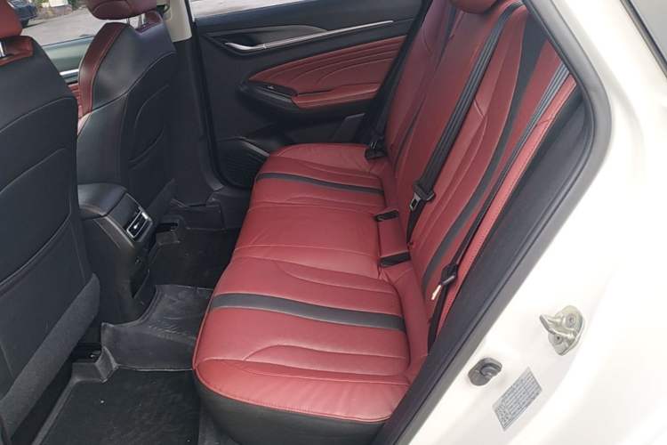 Used CHANGAN Eado 2021 PLUS Blue Whale NE 1.4T GDI DCT Prestige Model Left Rear Seat