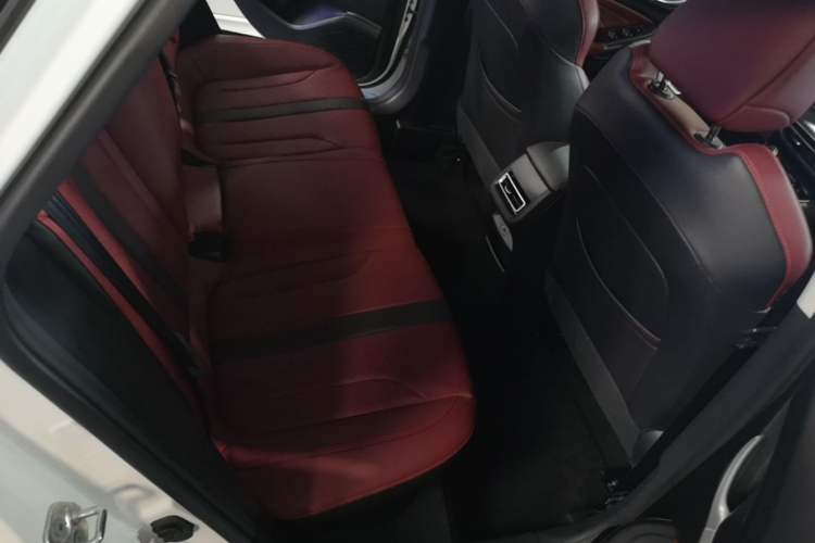 Used CHANGAN Eado 2021 PLUS Blue Whale NE 1.4T GDI DCT Prestige Model Left Rear Seat