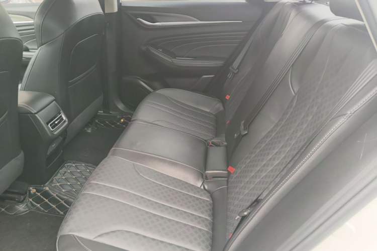 Used CHANGAN Eado 2021 PLUS 1.6L GDI CVT Luxury Model Left Rear Seat