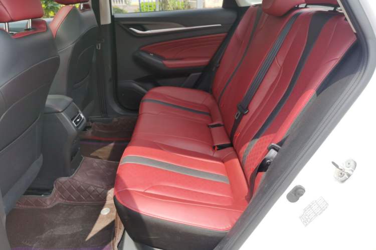 Used CHANGAN Eado 2021 PLUS Blue Whale NE 1.4T GDI DCT Prestige Model Left Rear Seat