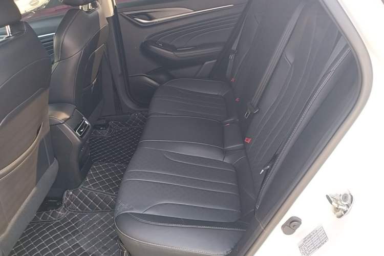 Used CHANGAN Eado 2021 PLUS 1.6L GDI CVT Luxury Model Left Rear Seat