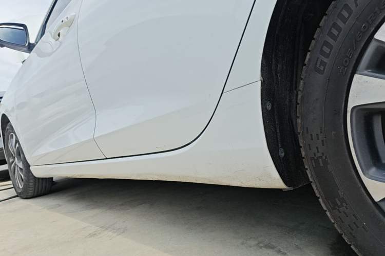 Used CHANGAN Eado 2021 PLUS Blue Whale NE 1.4T GDI DCT Prestige Model Left Side Sill