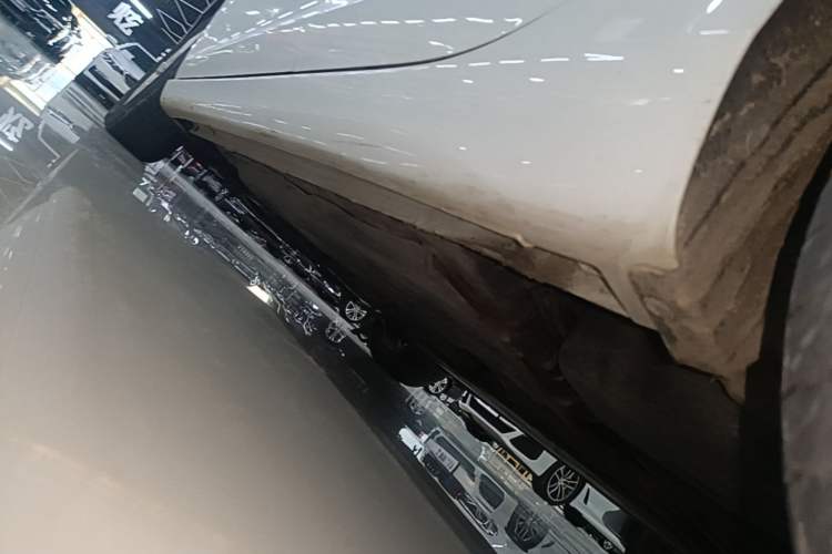 Used CHANGAN Eado 2021 PLUS 1.6L GDI CVT Elite Model Left Side Sill