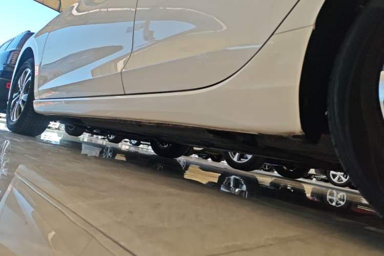 Used CHANGAN Eado 2021 PLUS Blue Whale NE 1.4T GDI DCT Prestige Model Left Side Sill
