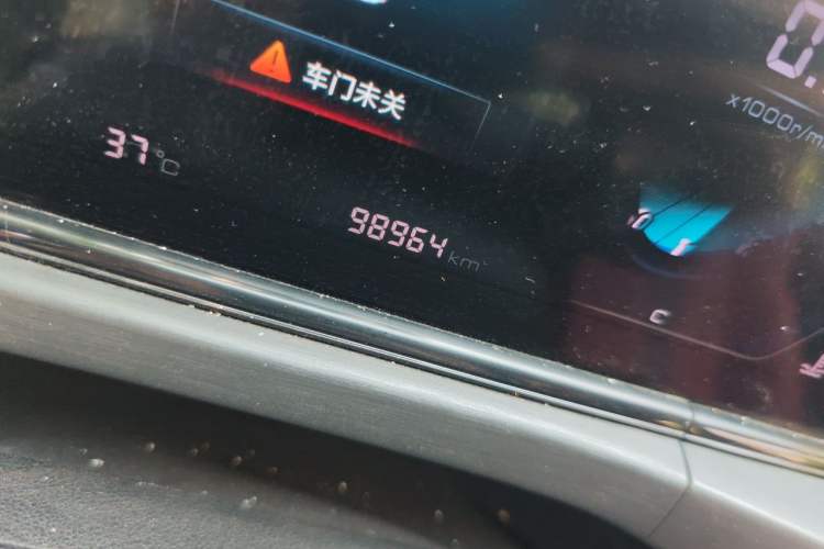 Used CHANGAN Eado 2021 PLUS Blue Whale NE 1.4T GDI DCT Prestige Model Odometer Close Up