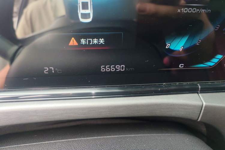 Used CHANGAN Eado 2021 PLUS Blue Whale NE 1.4T GDI DCT Prestige Model Odometer Close Up