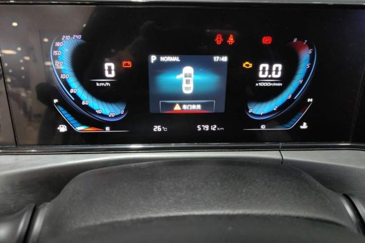 Used CHANGAN Eado 2021 PLUS Blue Whale NE 1.4T GDI DCT Prestige Model Odometer Close Up