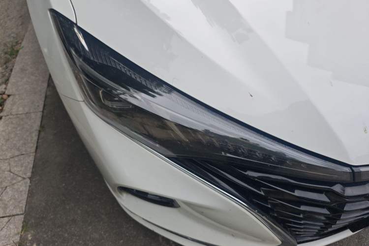 Used CHANGAN Eado 2021 PLUS Blue Whale NE 1.4T GDI DCT Flagship Model Right Front Headlight
