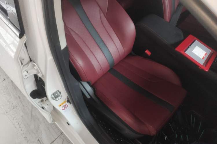 Used CHANGAN Eado 2021 PLUS Blue Whale NE 1.4T GDI DCT Prestige Model Right Front Seat