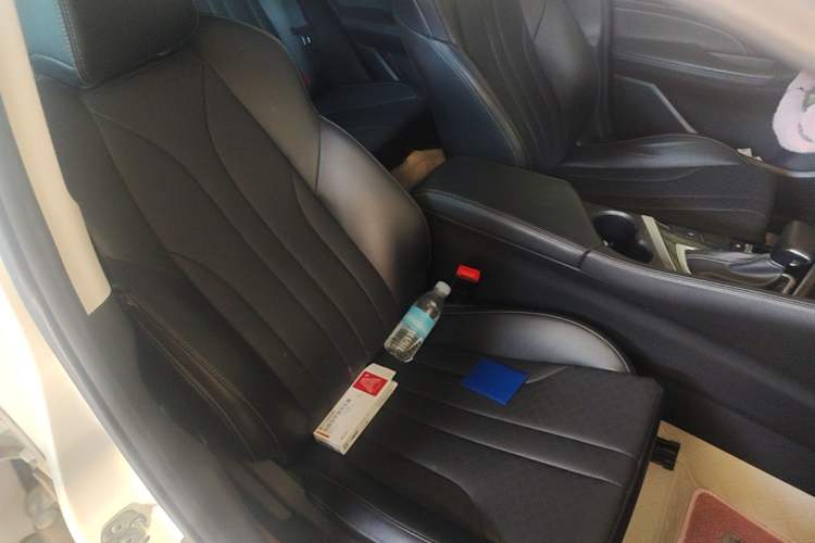 Used CHANGAN Eado 2021 PLUS 1.6L GDI CVT Luxury Model Right Front Seat