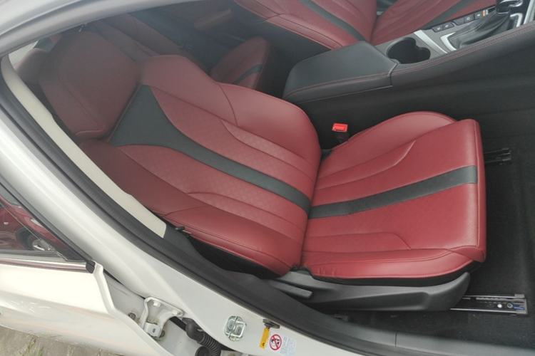 Used CHANGAN Eado 2021 PLUS Blue Whale NE 1.4T GDI DCT Prestige Model Right Front Seat