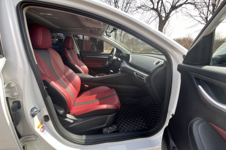 Used CHANGAN Eado 2021 PLUS Blue Whale NE 1.4T GDI DCT Prestige Model Right Front Seat
