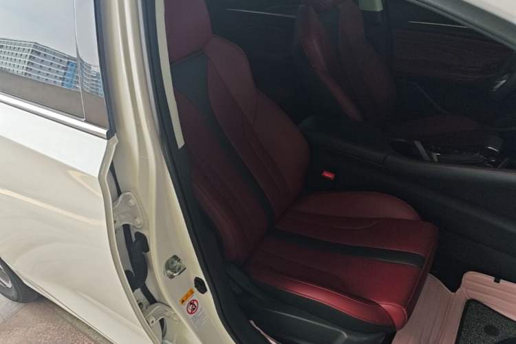 Used CHANGAN Eado 2021 PLUS Blue Whale NE 1.4T GDI DCT Prestige Model Right Front Seat