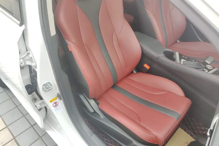 Used CHANGAN Eado 2021 PLUS Blue Whale NE 1.4T GDI DCT Flagship Model Right Front Seat