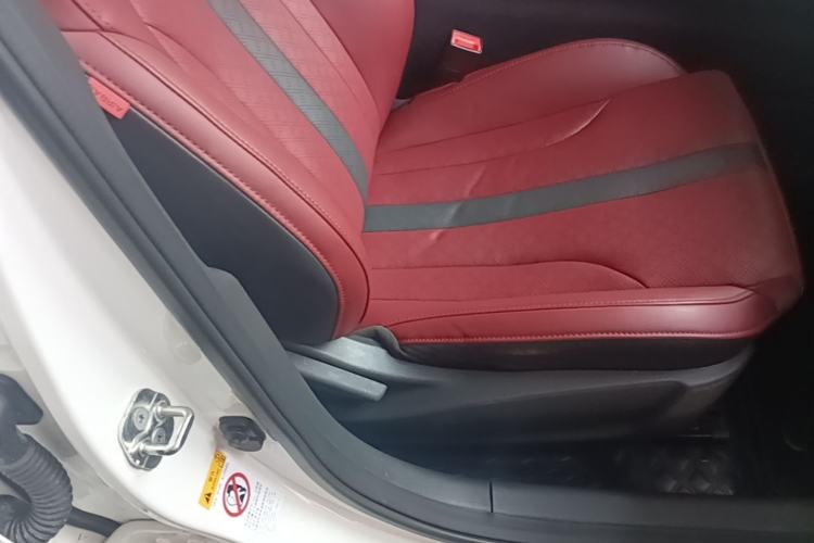 Used CHANGAN Eado 2021 PLUS Blue Whale NE 1.4T GDI DCT Prestige Model Right Front Seat