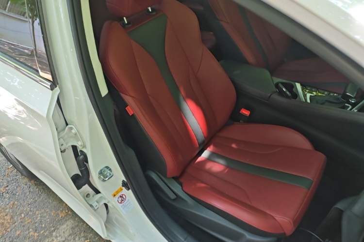 Used CHANGAN Eado 2021 PLUS Blue Whale NE 1.4T GDI DCT Prestige Model Right Front Seat