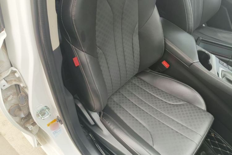 Used CHANGAN Eado 2021 PLUS 1.6L GDI CVT Luxury Model Right Front Seat