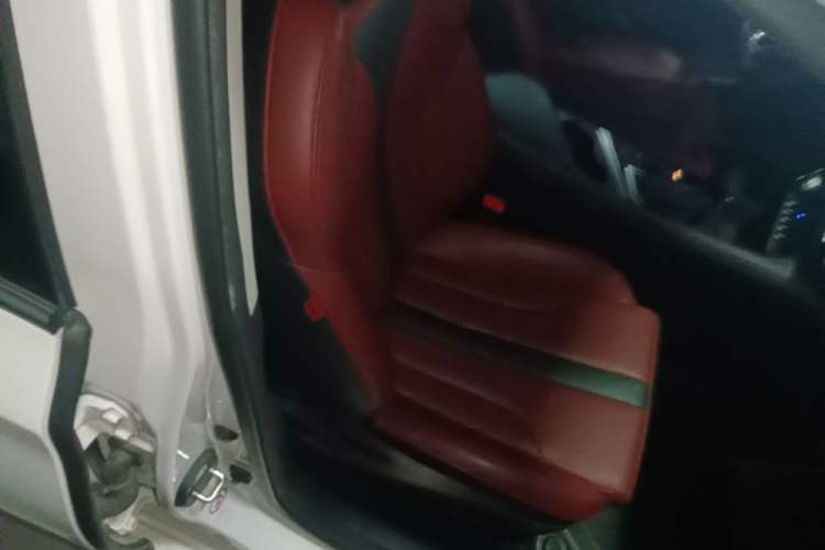 Used CHANGAN Eado 2021 PLUS Blue Whale NE 1.4T GDI DCT Flagship Model Right Front Seat