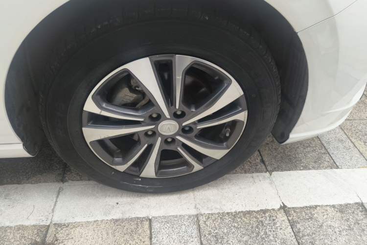 Used CHANGAN Eado 2021 PLUS Blue Whale NE 1.4T GDI DCT Prestige Model Right Front Wheel Hub