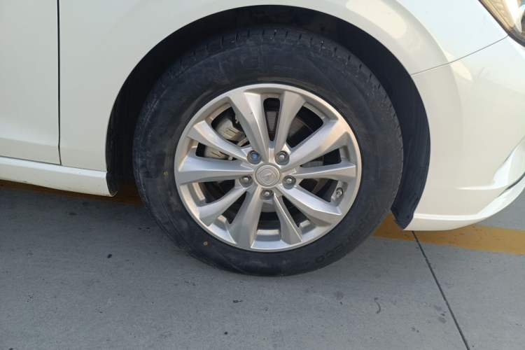 Used CHANGAN Eado 2021 PLUS 1.6L GDI CVT Elite Model Right Front Wheel Hub
