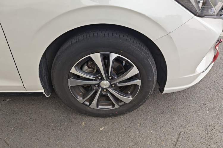 Used CHANGAN Eado 2021 PLUS Blue Whale NE 1.4T GDI DCT Prestige Model Right Front Wheel Hub