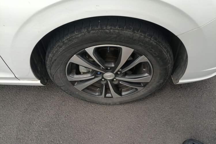 Used CHANGAN Eado 2021 PLUS 1.6L GDI CVT Luxury Model Right Front Wheel Hub