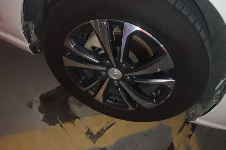Used CHANGAN Eado 2021 PLUS Blue Whale NE 1.4T GDI DCT Prestige Model Right Front Wheel Hub
