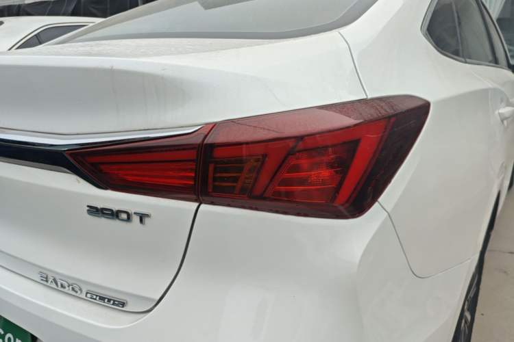 Used CHANGAN Eado 2021 PLUS Blue Whale NE 1.4T GDI DCT Prestige Model Right Rear Taillight