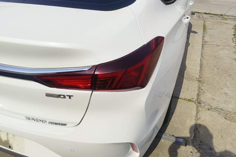 Used CHANGAN Eado 2021 PLUS Blue Whale NE 1.4T GDI DCT Prestige Model Right Rear Taillight