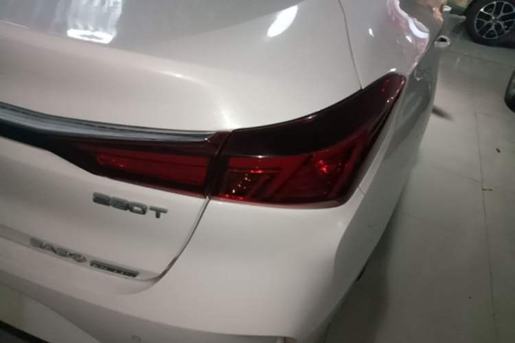 Used CHANGAN Eado 2021 PLUS Blue Whale NE 1.4T GDI DCT Flagship Model Right Rear Taillight
