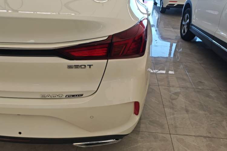 Used CHANGAN Eado 2021 PLUS Blue Whale NE 1.4T GDI DCT Prestige Model Right Rear Taillight