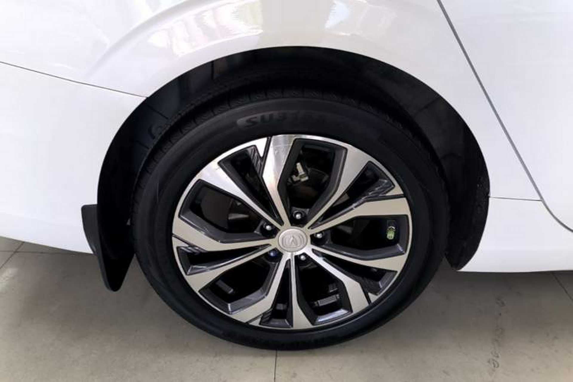 Used CHANGAN Eado 2021 PLUS Blue Whale NE 1.4T GDI DCT Flagship Model Right Rear Wheel Hub