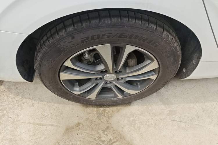 Used CHANGAN Eado 2021 PLUS Blue Whale NE 1.4T GDI DCT Prestige Model Right Rear Wheel Hub