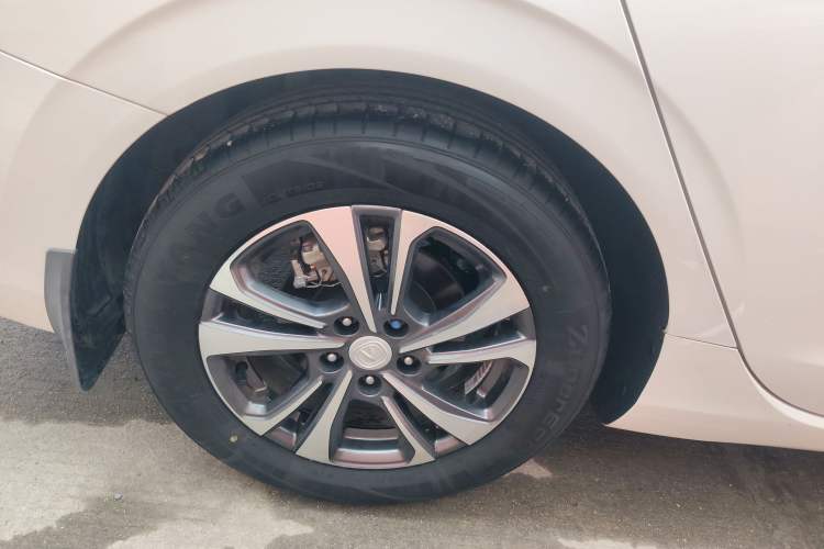 Used CHANGAN Eado 2021 PLUS Blue Whale NE 1.4T GDI DCT Prestige Model Right Rear Wheel Hub