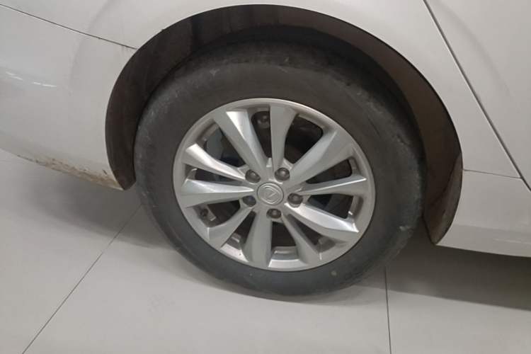 Used CHANGAN Eado 2021 PLUS 1.6L GDI CVT Elite Model Right Rear Wheel Hub