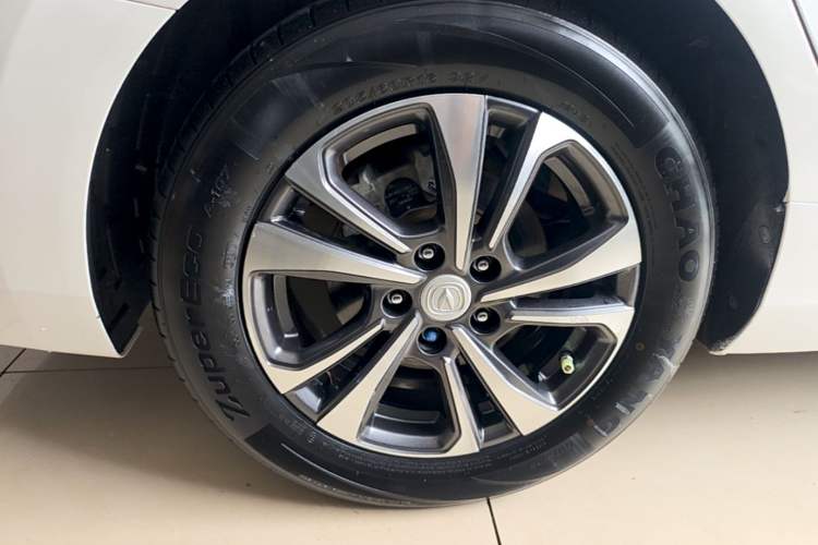 Used CHANGAN Eado 2021 PLUS Blue Whale NE 1.4T GDI DCT Prestige Model Right Rear Wheel Hub