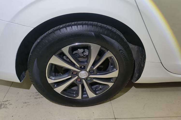 Used CHANGAN Eado 2021 PLUS 1.6L GDI CVT Luxury Model Right Rear Wheel Hub