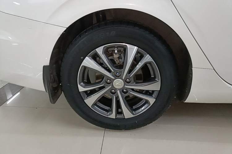Used CHANGAN Eado 2021 PLUS 1.6L GDI CVT Luxury Model Right Rear Wheel Hub