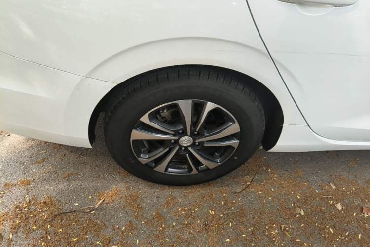 Used CHANGAN Eado 2021 PLUS Blue Whale NE 1.4T GDI DCT Prestige Model Right Rear Wheel Hub
