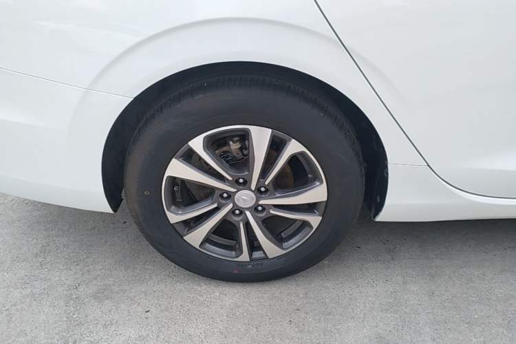 Used CHANGAN Eado 2021 PLUS Blue Whale NE 1.4T GDI DCT Prestige Model Right Rear Wheel Hub