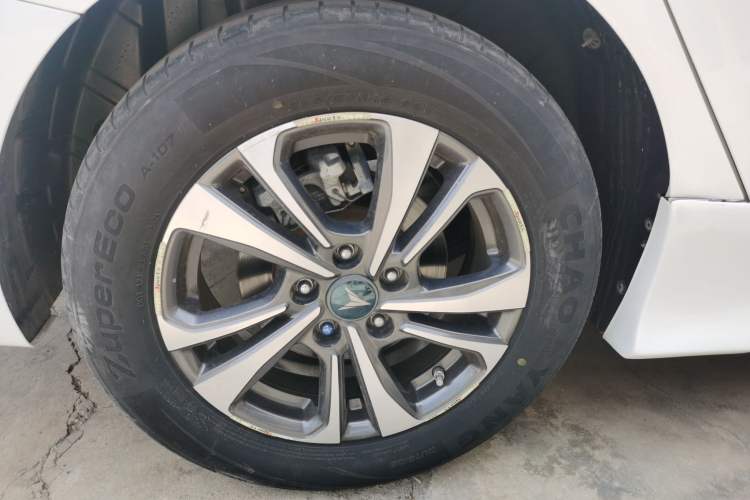Used CHANGAN Eado 2021 PLUS Blue Whale NE 1.4T GDI DCT Prestige Model Right Rear Wheel Hub